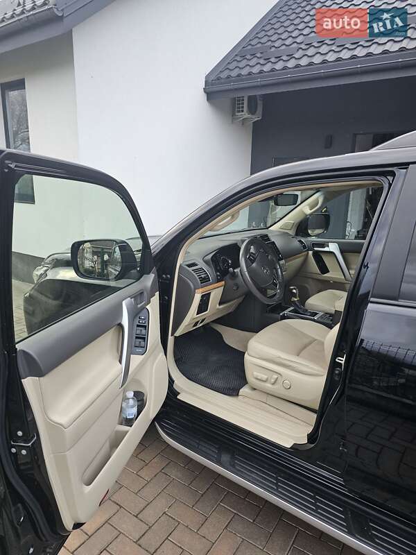 Внедорожник / Кроссовер Toyota Land Cruiser Prado 2021 в Прилуках