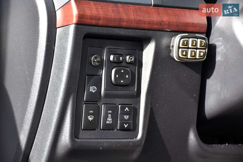 Внедорожник / Кроссовер Toyota Land Cruiser Prado 2014 в Дрогобыче фото 54 Внедорожник / Кроссовер Toyota Land Cruiser Prado 2014 в Дрогобыче