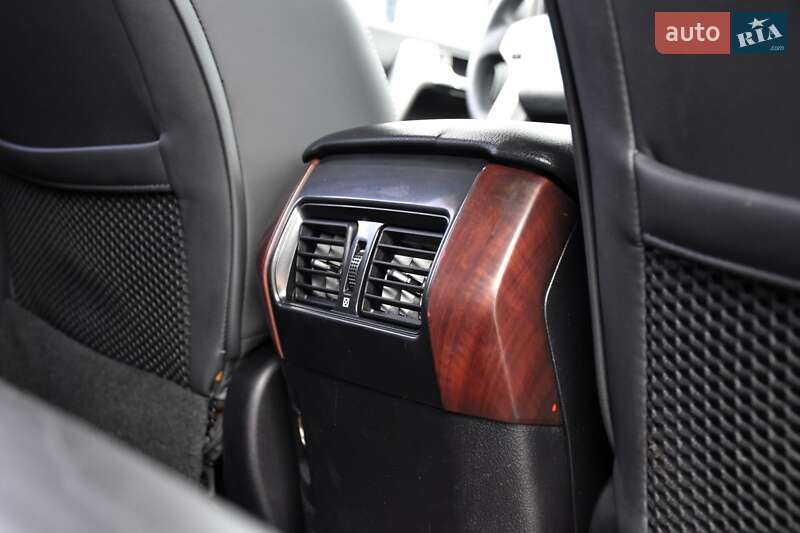 Внедорожник / Кроссовер Toyota Land Cruiser Prado 2014 в Дрогобыче фото 74 Внедорожник / Кроссовер Toyota Land Cruiser Prado 2014 в Дрогобыче