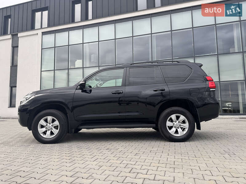 Внедорожник / Кроссовер Toyota Land Cruiser Prado 2019 в Хусте