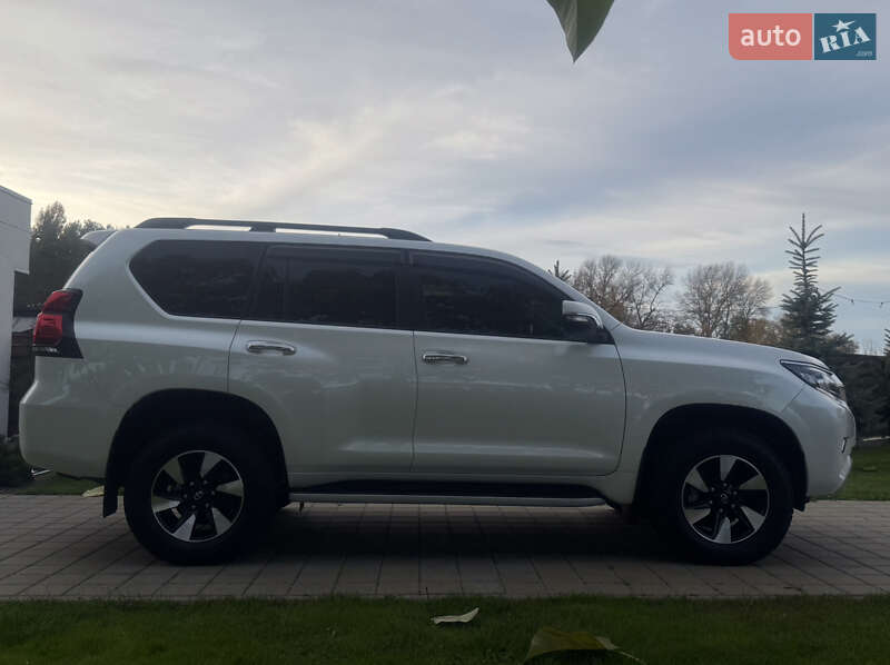Внедорожник / Кроссовер Toyota Land Cruiser Prado 2022 в Черкассах фото 30 Внедорожник / Кроссовер Toyota Land Cruiser Prado 2022 в Черкассах