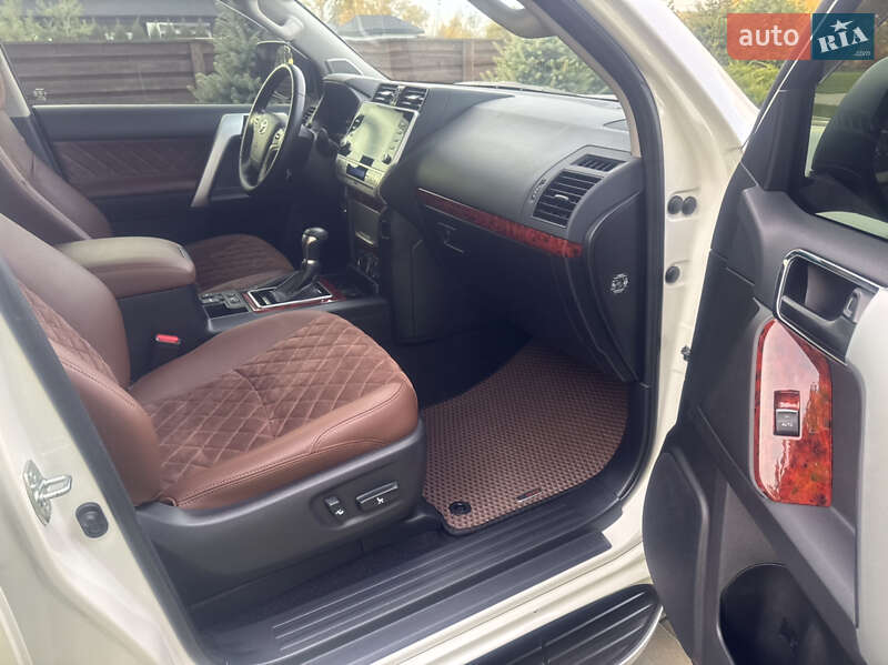 Внедорожник / Кроссовер Toyota Land Cruiser Prado 2022 в Черкассах фото 72 Внедорожник / Кроссовер Toyota Land Cruiser Prado 2022 в Черкассах