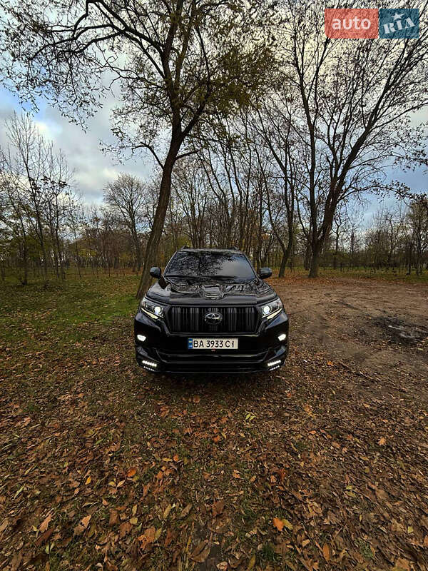 Toyota Land Cruiser Prado 2019