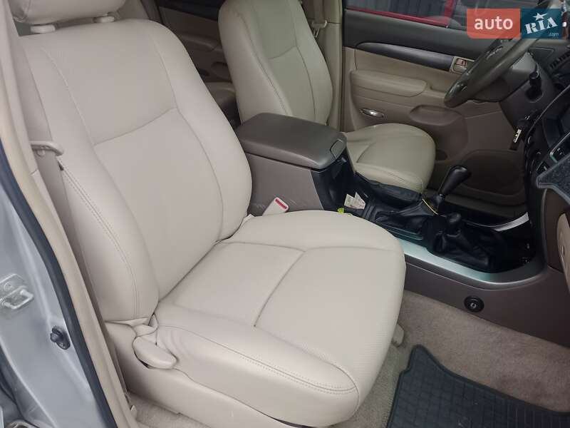 Позашляховик / Кросовер Toyota Land Cruiser Prado 2004 в Лубнах фото 23 Позашляховик / Кросовер Toyota Land Cruiser Prado 2004 в Лубнах