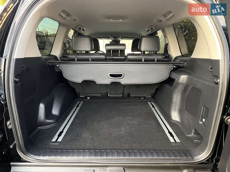 Позашляховик / Кросовер Toyota Land Cruiser Prado 2018 в Києві