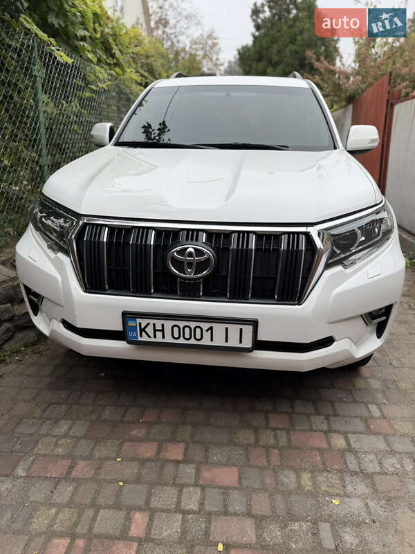 Внедорожник / Кроссовер Toyota Land Cruiser Prado 2019 в Днепре