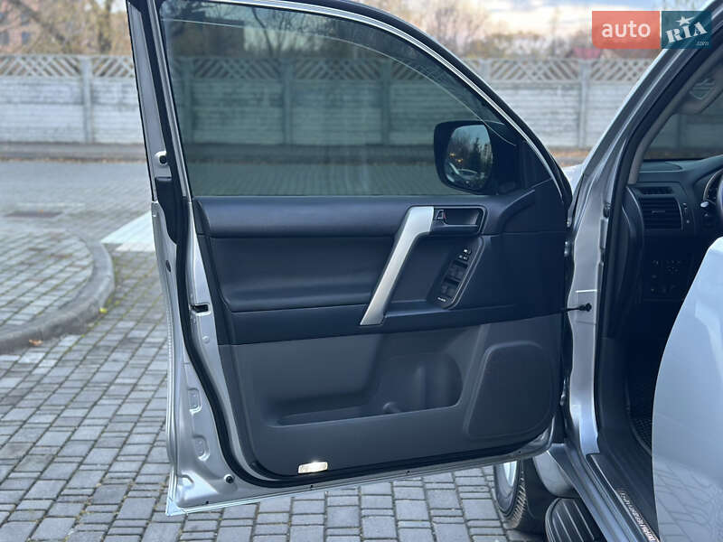 Позашляховик / Кросовер Toyota Land Cruiser Prado 2013 в Івано-Франківську фото 11 Позашляховик / Кросовер Toyota Land Cruiser Prado 2013 в Івано-Франківську