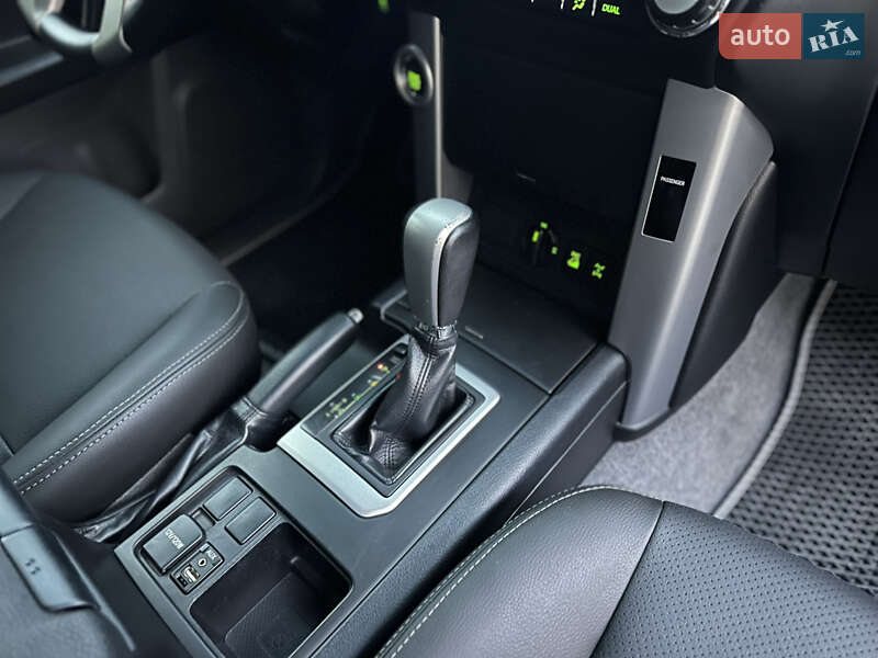 Позашляховик / Кросовер Toyota Land Cruiser Prado 2013 в Івано-Франківську фото 21 Позашляховик / Кросовер Toyota Land Cruiser Prado 2013 в Івано-Франківську