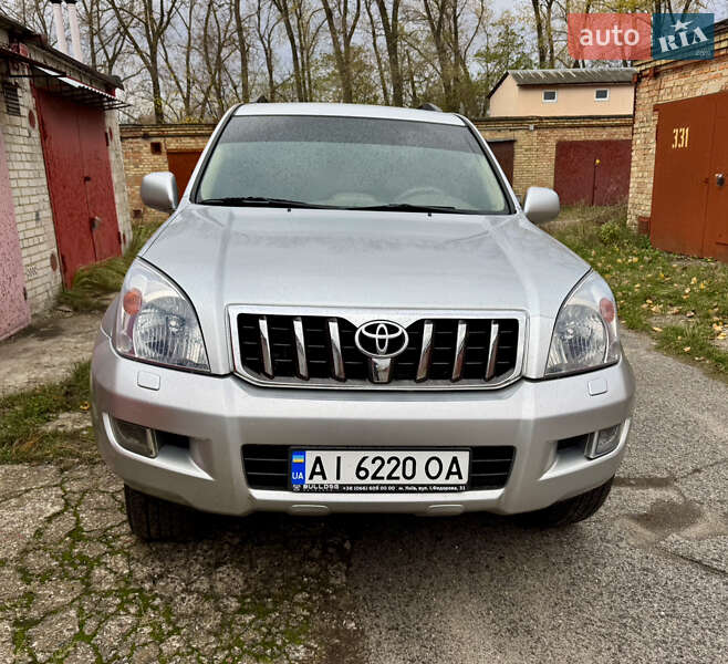 Позашляховик / Кросовер Toyota Land Cruiser Prado 2005 в Києві