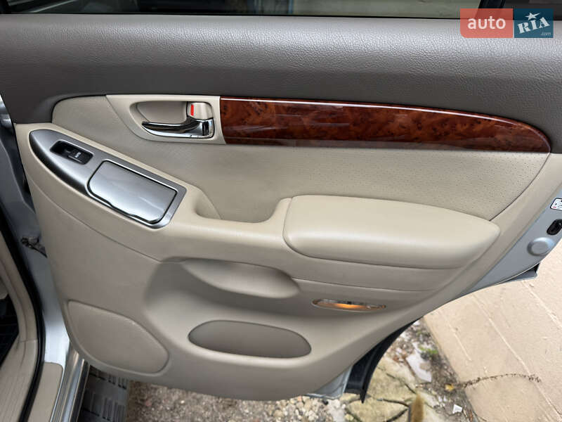 Позашляховик / Кросовер Toyota Land Cruiser Prado 2005 в Києві