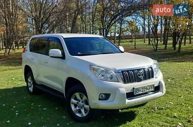 Внедорожник / Кроссовер Toyota Land Cruiser Prado 2010 в Рени
