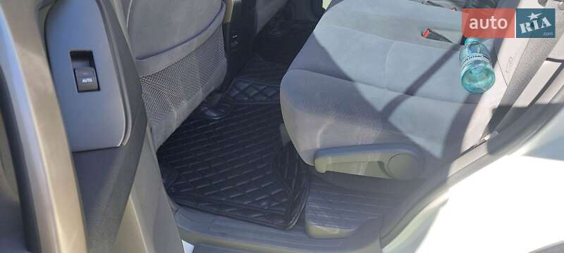 Внедорожник / Кроссовер Toyota Land Cruiser Prado 2010 в Рени