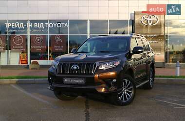 Позашляховик / Кросовер Toyota Land Cruiser Prado 2021 в Києві