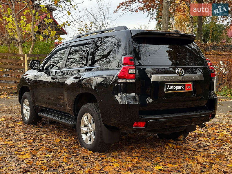 Внедорожник / Кроссовер Toyota Land Cruiser Prado 2018 в Киеве фото 9 Внедорожник / Кроссовер Toyota Land Cruiser Prado 2018 в Киеве