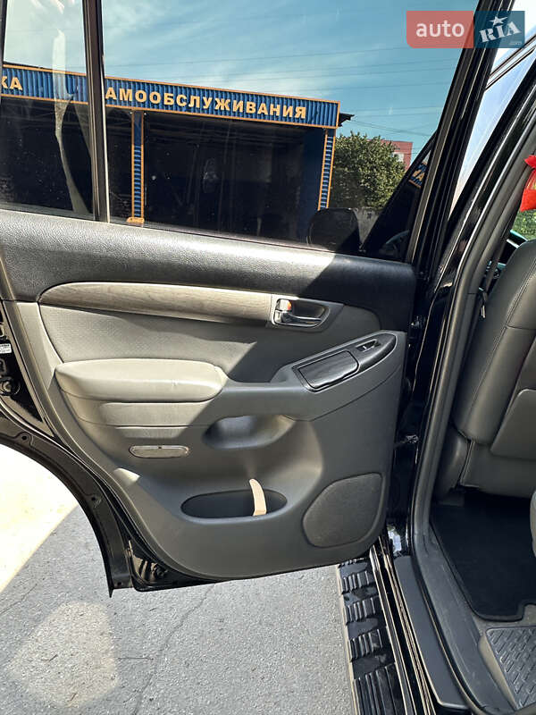 Внедорожник / Кроссовер Toyota Land Cruiser Prado 2006 в Харькове