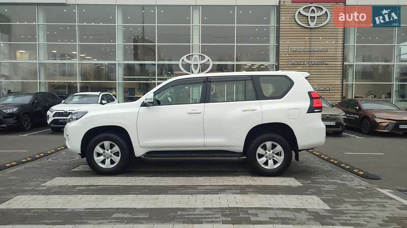 Внедорожник / Кроссовер Toyota Land Cruiser Prado 2021 в Киеве