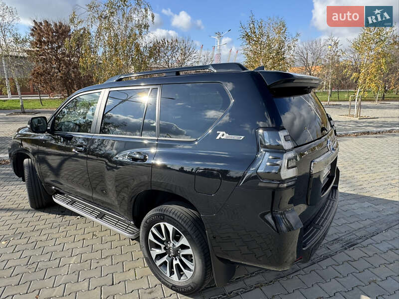 Позашляховик / Кросовер Toyota Land Cruiser Prado 2022 в Ізмаїлі