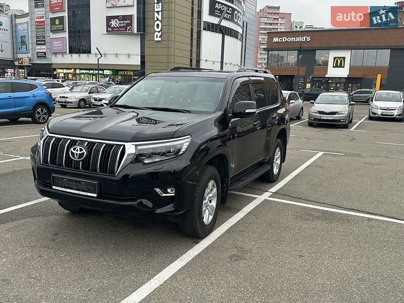 Внедорожник / Кроссовер Toyota Land Cruiser Prado 2017 в Киеве