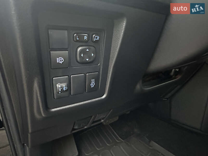 Внедорожник / Кроссовер Toyota Land Cruiser Prado 2017 в Киеве