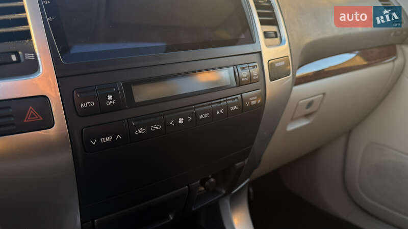 Внедорожник / Кроссовер Toyota Land Cruiser Prado 2006 в Львове