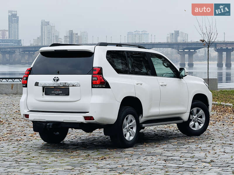 Позашляховик / Кросовер Toyota Land Cruiser Prado 2020 в Києві