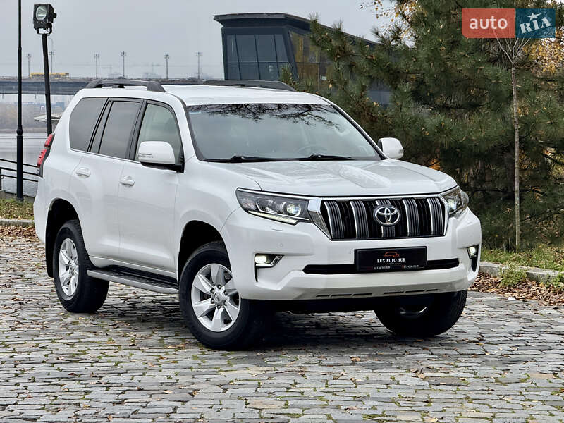 Позашляховик / Кросовер Toyota Land Cruiser Prado 2020 в Києві