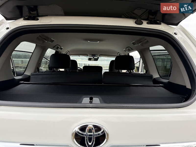 Позашляховик / Кросовер Toyota Land Cruiser Prado 2020 в Києві