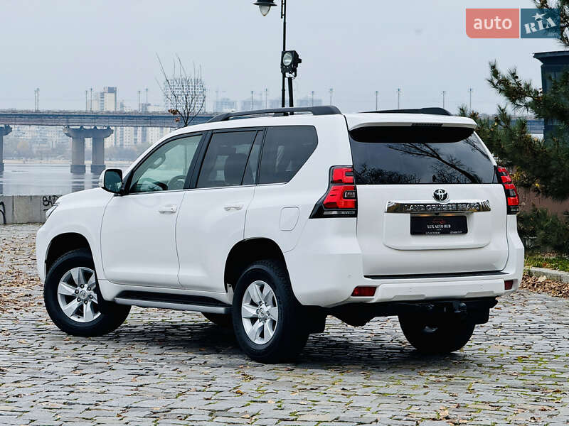 Позашляховик / Кросовер Toyota Land Cruiser Prado 2020 в Києві