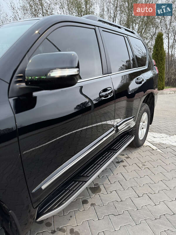 Внедорожник / Кроссовер Toyota Land Cruiser Prado 2020 в Хмельницком