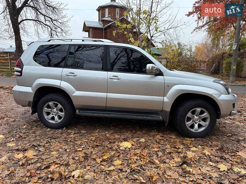 Внедорожник / Кроссовер Toyota Land Cruiser Prado 2007 в Киеве