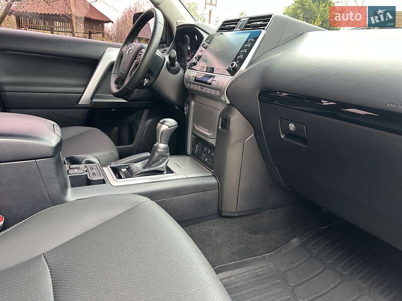 Позашляховик / Кросовер Toyota Land Cruiser Prado 2020 в Вінниці