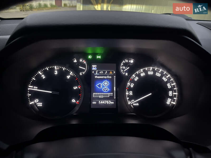 Позашляховик / Кросовер Toyota Land Cruiser Prado 2018 в Миронівці