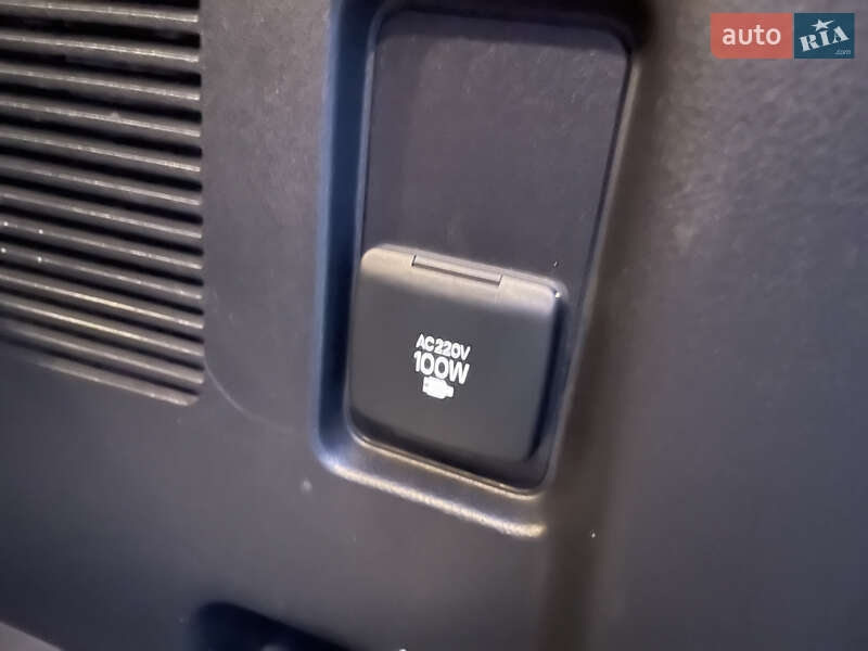 Позашляховик / Кросовер Toyota Land Cruiser Prado 2018 в Миронівці