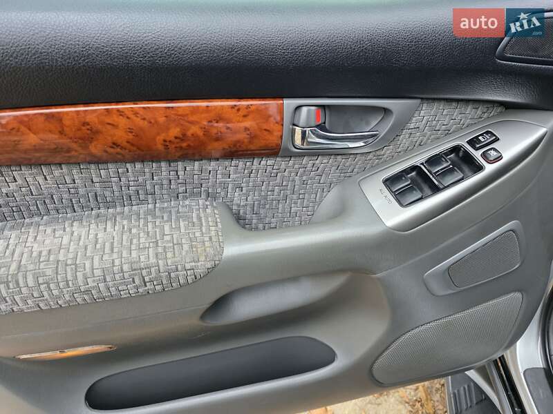 Внедорожник / Кроссовер Toyota Land Cruiser Prado 2008 в Кропивницком