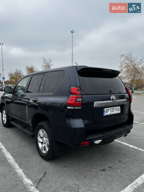 Внедорожник / Кроссовер Toyota Land Cruiser Prado 2018 в Запорожье