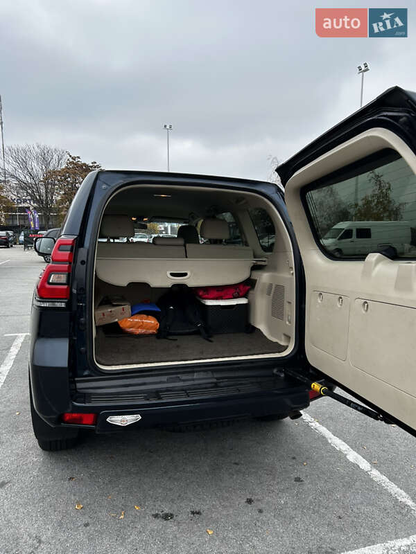 Внедорожник / Кроссовер Toyota Land Cruiser Prado 2018 в Запорожье