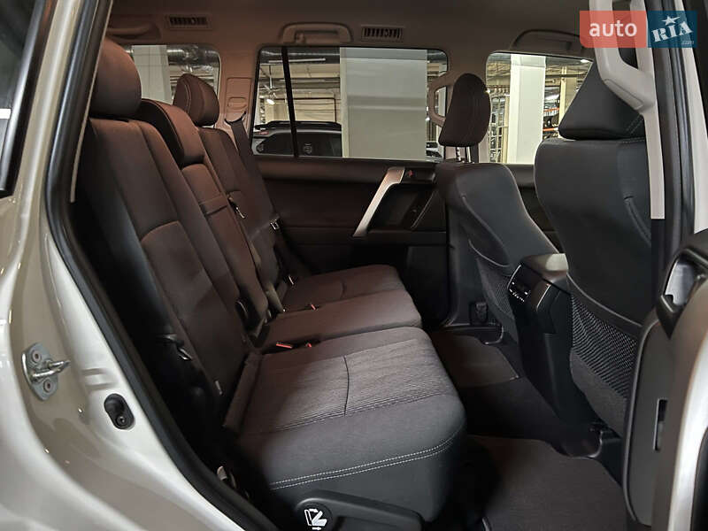 Позашляховик / Кросовер Toyota Land Cruiser Prado 2023 в Кілії фото 8 Позашляховик / Кросовер Toyota Land Cruiser Prado 2023 в Кілії