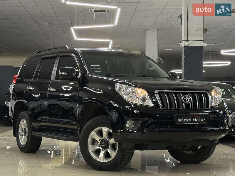 Внедорожник / Кроссовер Toyota Land Cruiser Prado 2010 в Николаеве