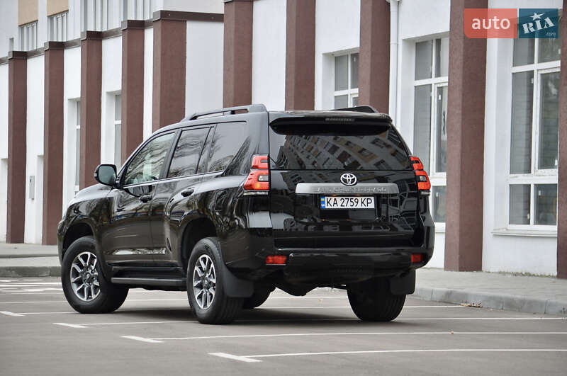 Внедорожник / Кроссовер Toyota Land Cruiser Prado 2020 в Киеве