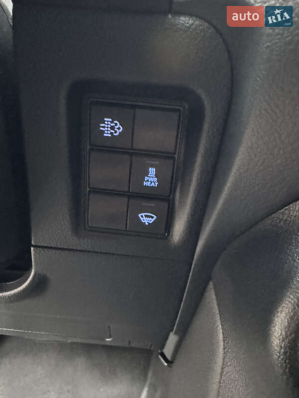 Внедорожник / Кроссовер Toyota Land Cruiser Prado 2020 в Киеве