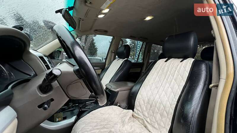 Внедорожник / Кроссовер Toyota Land Cruiser Prado 2004 в Киеве фото 17 Внедорожник / Кроссовер Toyota Land Cruiser Prado 2004 в Киеве