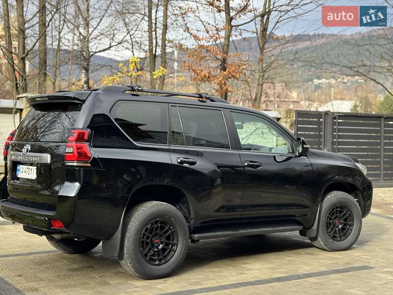 Внедорожник / Кроссовер Toyota Land Cruiser Prado 2020 в Яремче