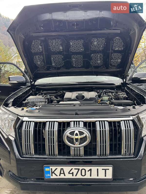 Внедорожник / Кроссовер Toyota Land Cruiser Prado 2020 в Яремче