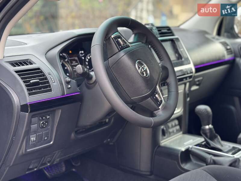 Внедорожник / Кроссовер Toyota Land Cruiser Prado 2020 в Яремче