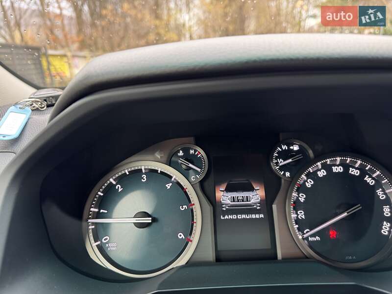 Внедорожник / Кроссовер Toyota Land Cruiser Prado 2020 в Яремче