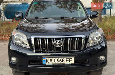 Позашляховик / Кросовер Toyota Land Cruiser Prado 2011 в Києві