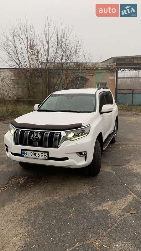 Внедорожник / Кроссовер Toyota Land Cruiser Prado 2019 в Полтаве фото Внедорожник / Кроссовер Toyota Land Cruiser Prado 2019 в Полтаве