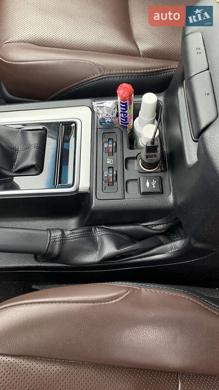 Внедорожник / Кроссовер Toyota Land Cruiser Prado 2019 в Полтаве фото 17 Внедорожник / Кроссовер Toyota Land Cruiser Prado 2019 в Полтаве