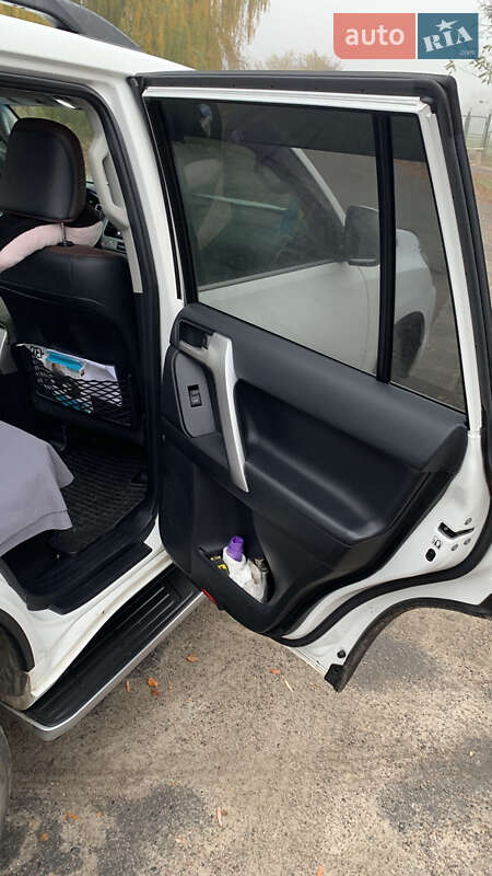 Внедорожник / Кроссовер Toyota Land Cruiser Prado 2019 в Полтаве фото 21 Внедорожник / Кроссовер Toyota Land Cruiser Prado 2019 в Полтаве