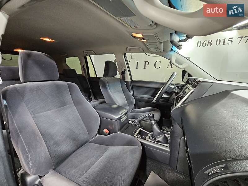 Позашляховик / Кросовер Toyota Land Cruiser Prado 2019 в Києві